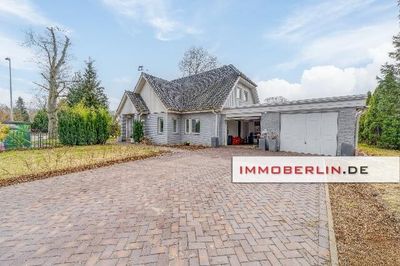 IMMOBERLIN.DE - Großzügiges Haus mit möglicher Gewerbeeinheit in ländlicher Lage