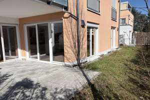 Charmante 3-Zimmer-Wohnung mit Terrasse, Garten und 2 TG-Stellplätze im Südwesten von Ingolstadt