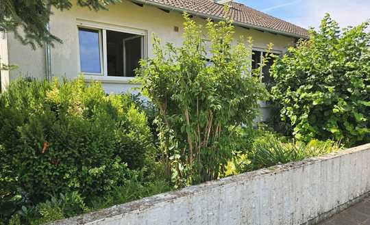 Einfamilienhaus Bornheim 95m²+54m² (WF im EG + NF im DG) ohne Makler