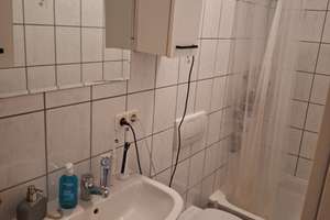 2,5-Zimmer Wohnung mit Balkon im 2. OG in Lübeck-St. Gertrud – Die vollständige Adresse der Immobilie erhältst du vom Anbieter., 23566 Sankt Gertrud, Lübeck – Vorschaubild 3