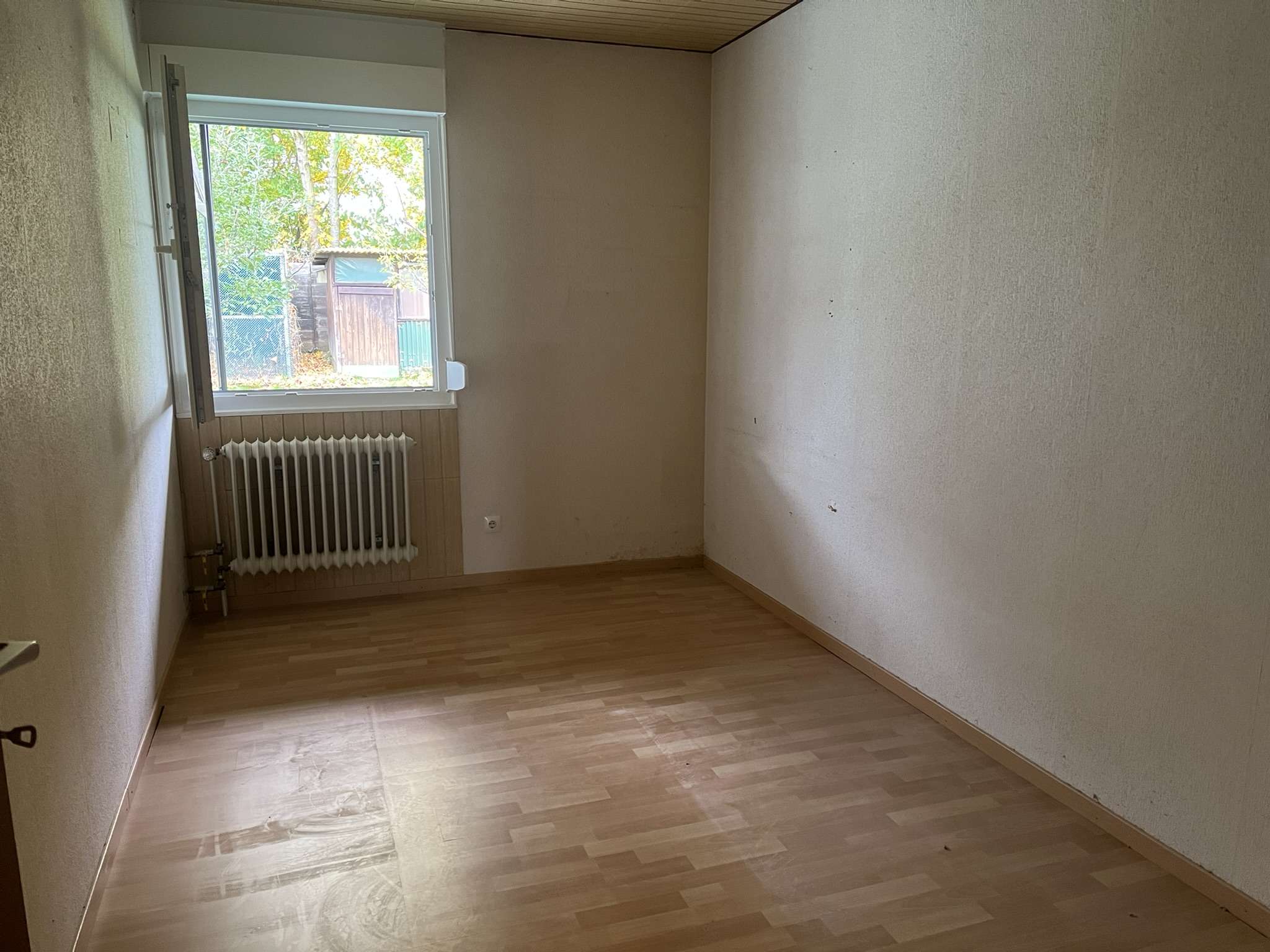 Immobilie in Durlangen - Schönes EFH mit ELW und großem Garten in ruhiger Lage - Bild 12