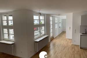 Moderne 3-Zi.-Wohnung in absoluter Top-Citylage – Die vollständige Adresse der Immobilie erhältst du vom Anbieter., 70173 Rathaus, Stuttgart – Vorschaubild 1
