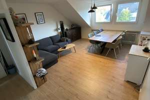Wohnen mit Charakter: Zwei-Zimmer-Wohnung in Köln-Weiden