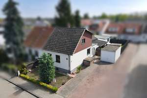 Familienfreundliche Doppelhaushälfte mit Garten, Terrasse & Garage in Mannheim-Gartenstadt