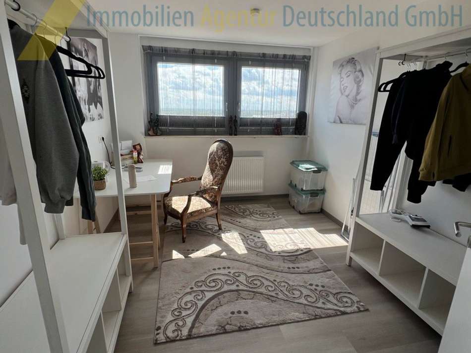 Büro-Kinderzimmer