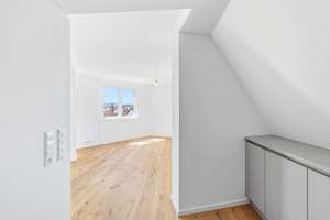 Top‑saniert und bezugsbereit! stilvolle 3,5‑Zimmer‑Wohnung im Altbau – Die vollständige Adresse der Immobilie erhältst du vom Anbieter., 70188 Gaisburg, Stuttgart – Vorschaubild 19