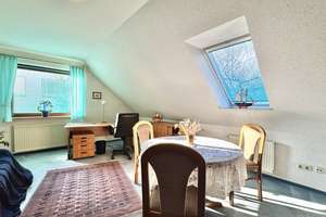 Exklusives Wohnen in Sackgassenlage: Gepflegtes Haus mit Galerie, Kamin und Garten in Heide-Ost – Die vollständige Adresse der Immobilie erhältst du vom Anbieter., 25746 Heide – Vorschaubild 19