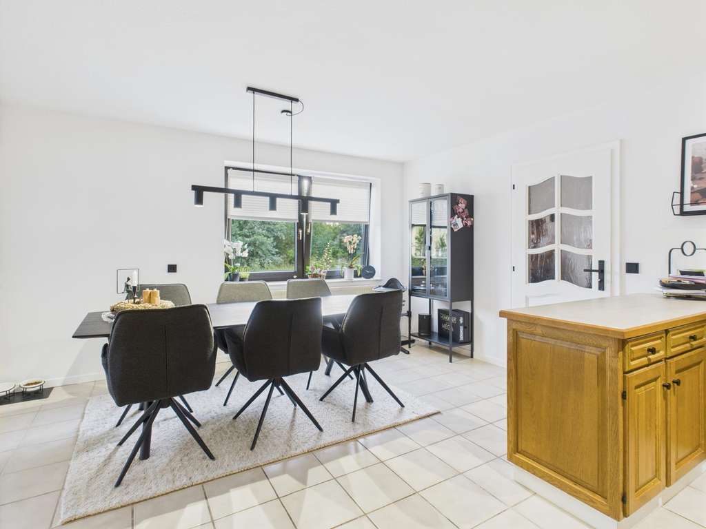 Immobilie in Hellenthal - Ihre Chance auf mehr: wohnen, vermieten oder Potenziale ausschöpfen - Bild 4