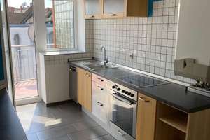 TOP!!! Über den Dächern, genialer Balkon!!! Aufzug!!! – Luxemburgstr. 4, 65189 Mitte, Wiesbaden – Vorschaubild 2