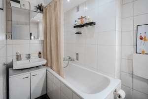 Sonne, Süden, Pempelfort – helle 2-Zimmer-Wohnung – Die vollständige Adresse der Immobilie erhältst du vom Anbieter., 40477 Pempelfort, Düsseldorf – Vorschaubild 6