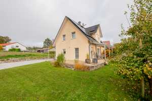 Freistehendes Einfamilienhaus in ruhiger Lage – Feldstraße 12, 85235 Dachau (Kreis) – Vorschaubild 2