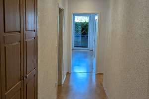Schöne helle 2,5-Zimmer-Wohnung mit Balkon, Einbauküche und Hobbyraum – Schillerstraße 10, 91074 Herzogenaurach – Vorschaubild 4