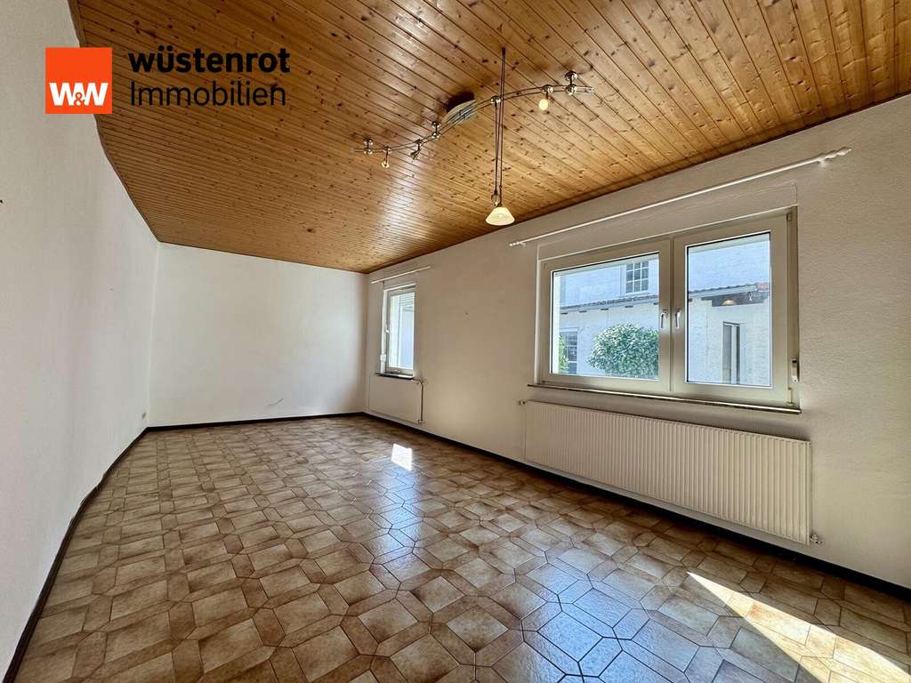 Immobilie in Kelsterbach - Kelsterbach: Zwei getrennte Objekte auf einem Grundstück. Tradition von 1900 trifft Moderne von 1992 - Bild 0