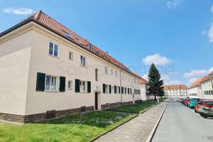 TAUCHA**** 1. OG **3-Raumwohnung in ruhiger Lage**Balkon**Tageslichtbad**