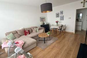 Modernisierte Wohnung mit zwei Zimmern sowie Balkon und Einbauküche in Wuppertal – Hans-Böcklerstr 219, 42109 Uellendahl-Katernberg, Wuppertal – Vorschaubild 3