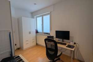 Schön 3-Zimmer-Dachgeschosswohnung in Ruhiger Lage mit PKW-Tiefgaragenstellplatz – 33102 Kernstadt, Paderborn – Vorschaubild 8