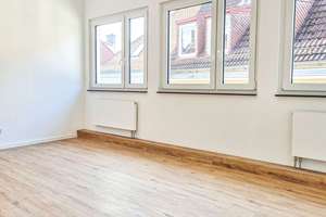 3 Zimmer-WG Wohnung in MAIN-Nähe mit einmaligen Blick auf die Festung Marienberg – Wirsbergstraße 10, 97070 Altstadt, Würzburg – Vorschaubild 5