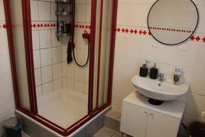 Geräumige 3ZKB Dachgeschosswohnung inkl. Einbauküche und Gartenmitbenutzung – Scheidter Straße 82, 66125 Dudweiler (Ortsteil), Saarbrücken – Vorschaubild 17