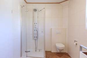 Gepflegtes modernisiertes RMH mit 2 Bädern und Garage / Haus kaufen – Die vollständige Adresse der Immobilie erhältst du vom Anbieter., 90451 Röthenbach Ost, Nürnberg – Vorschaubild 9
