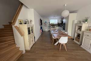 Reiheneckhaus Teltow 139 qm | 5 Zi. | Garten | Einbauküche | 2 Stellplätze | See-Lage | Fußbodenheiz – Die vollständige Adresse der Immobilie erhältst du vom Anbieter., 14513 Teltow – Vorschaubild 3