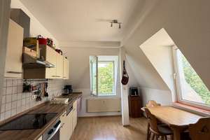 Traumhafte 2,5 Zimmer Dachgeschoss Wohnung Augsburg ab 01.08 – Innere Uferstraße 15, 86153 Rechts der Wertach, Augsburg – Vorschaubild 6