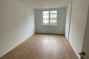2 Zimmer mit WBS bis 160% ab sofort – Dolgenseestr. 9b, 10319 Friedrichsfelde, Berlin – Vorschaubild 8