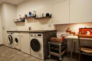 Zeitlose Eleganz trifft modernen Wohnkomfort - hochwertiges Reihenhaus mit exklusivem Interior – Die vollständige Adresse der Immobilie erhältst du vom Anbieter., 90518 Altdorf bei Nürnberg – Vorschaubild 27