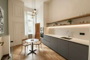 Altbau-Juwel im Hochparterre mit vielseitigem Gestaltungsspielraum – Die vollständige Adresse der Immobilie erhältst du vom Anbieter., 10557 Moabit, Berlin – Vorschaubild 8