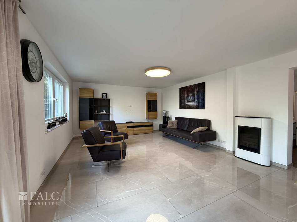 3KbUqDFn5F2xZHBJMtBNUQfc-big I