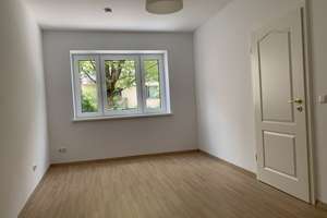 Ruhige und helle 2-Zi.-Wohnung mit Einbauküche, München-Obergiesing, Nähe U-Bahn Silberhornstr. – Die vollständige Adresse der Immobilie erhältst du vom Anbieter., 81539 Obergiesing, München – Vorschaubild 7