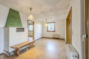 Fachwerkhaus mit großem Grundstück in Stuttgart-Büsnau – ruhig & viel Potenzial – Die vollständige Adresse der Immobilie erhältst du vom Anbieter., 70569 Büsnau, Stuttgart – Vorschaubild 9