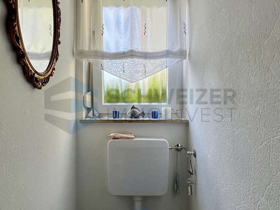 WC EG