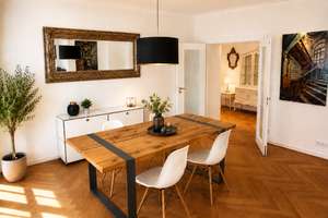 Golzheim - Stilvoll modernisierte 2,5-Zimmer-Wohnung im denkmalgeschützten Haus Rheinpark – 40474 Golzheim, Düsseldorf – Vorschaubild 9