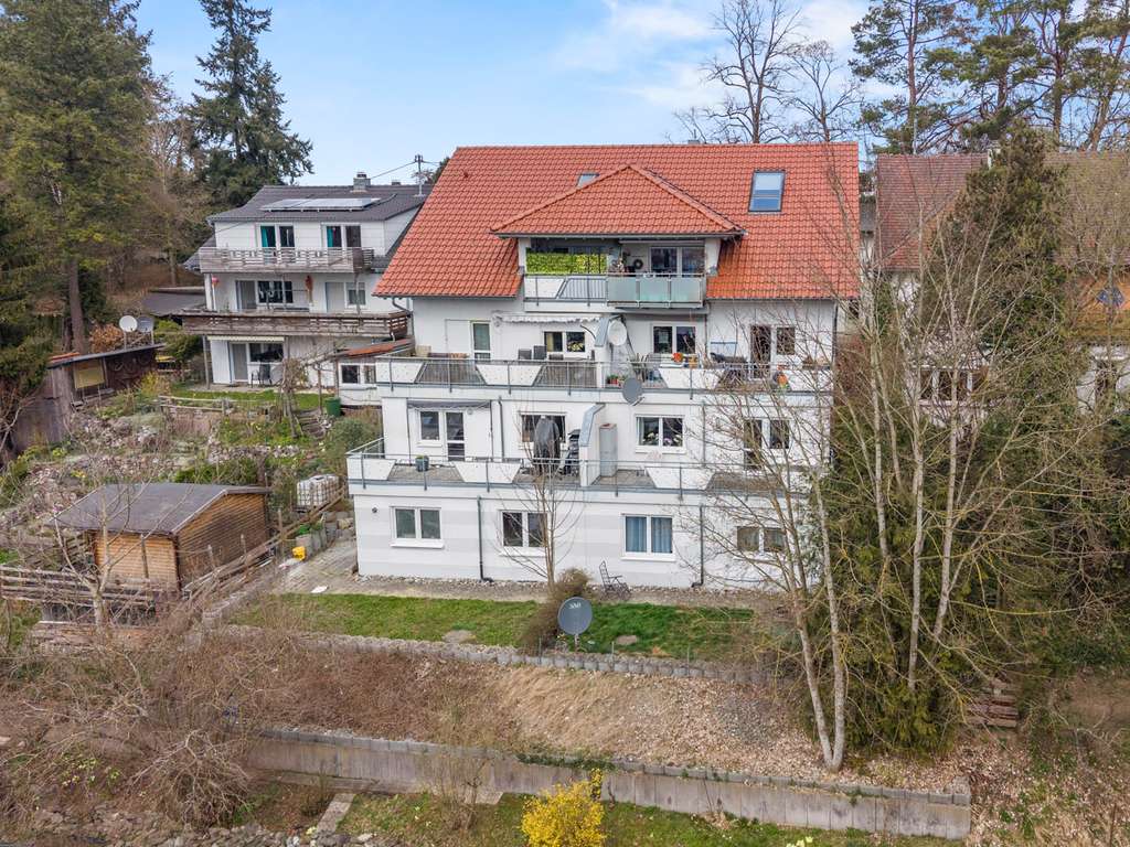 Immobilie in Aulendorf - Vermietete Maisonette in Aulendorf – ruhig, sonnig, mit schönem Weitblick - Bild 1