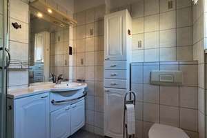 *** Mitten in Berlin & doch im Grünen – Haus zum Verwirklichen in Berlin Britz *** – Die vollständige Adresse der Immobilie erhältst du vom Anbieter., 12359 Britz, Berlin – Vorschaubild 10
