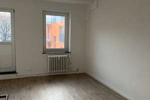 Renovierte 2-Zimmer-Wohnung mit Balkon zur unbefristeten Untermiete – Köln-Innenstadt – Die vollständige Adresse der Immobilie erhältst du vom Anbieter., 50676 Altstadt/Süd, Köln – Vorschaubild 2