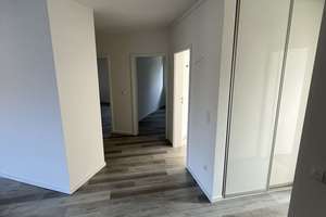 Sasel, schöne 4 Zimmerwohnung mit Tiefgarage in zentraler Lage – Schönsberg 1a, 22395 Sasel, Hamburg – Vorschaubild 9