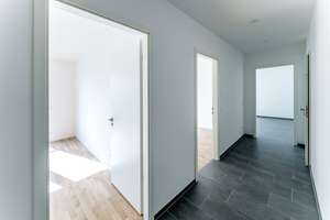 Ideale Familienwohnung im Hochparterre: 3-Zi. mit großzügigem Wohn-Ess-Küchen-Bereich und Balkon – Die vollständige Adresse der Immobilie erhältst du vom Anbieter., 81677 Echarding, München – Vorschaubild 25