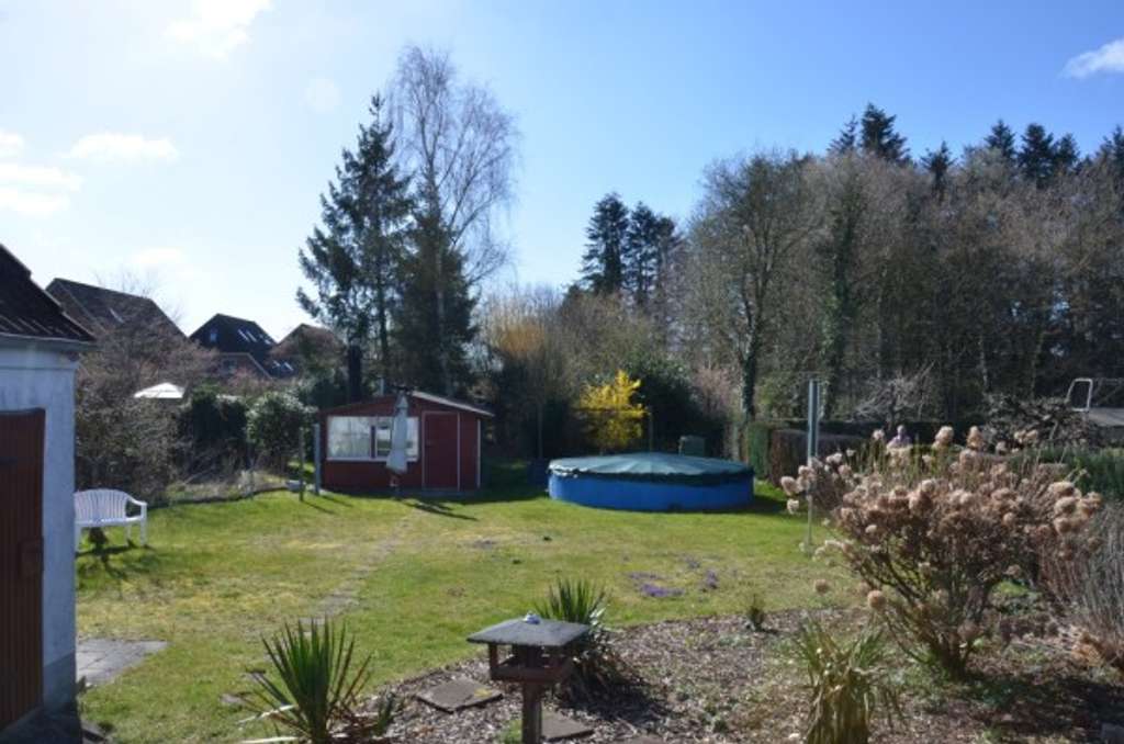 Immobilie in Bönebüttel - Doppelhaushälfte auf großem Grundstück in Bönebüttel bei Neumünster - Bild 1