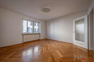 Glockenbach! Renovierte 2-3 Zi. Wohnung mit gr. Südbalkon zum Innenhof! Ruhig und sonnig! – Die vollständige Adresse der Immobilie erhältst du vom Anbieter., 80337 Am alten südlichen Friedhof, München – Vorschaubild 5