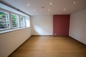Exklusive Maisonette-Wohnung mit Garten und Garage in Mönchengladbach (Brucknerallee) – Die vollständige Adresse der Immobilie erhältst du vom Anbieter., 41236 Rheydt, Mönchengladbach – Vorschaubild 13
