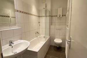 4-Zimmer-Wohnung in Oberhausen · Sofort verfügbar – Steinbrinkstraße 105, 46145 Sterkrade-Mitte, Oberhausen – Vorschaubild 2