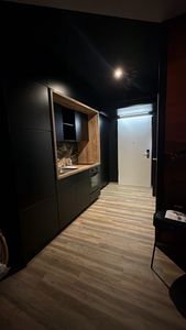Modernes möbliertes 1-Zimmer-Apartment in Rostock – Untervermietung ab September