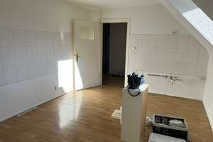 Günstige, vollständig renovierte 5-Raum-Dachgeschosswohnung in Hagen – Lange Straße 17, 58089 Wehringhausen, Hagen – Vorschaubild 10