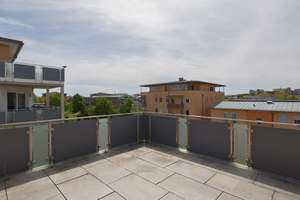 Hochwertige Penthouse-Wohnung mit weitläufiger Dachterrasse in Ingolstadt-Hollerstauden! – Die vollständige Adresse der Immobilie erhältst du vom Anbieter., 85049 Friedrichshofen-Hollerstauden, Ingolstadt – Vorschaubild 7