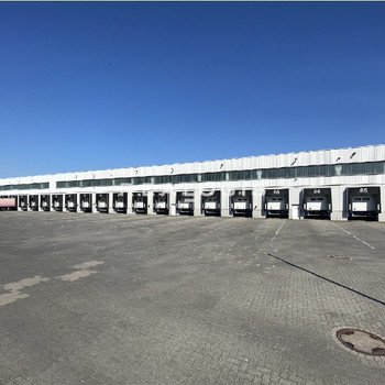 Lager, Logistikfläche mit Gleisanschluss