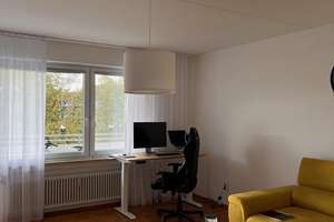 Möblierte 2-Zimmer-Wohnung | 73 m² | 12 m² Balkon | U5 | Schwimmbad & Sauna – Kafkastraße 12, 81737 Neuperlach, München – Vorschaubild 3