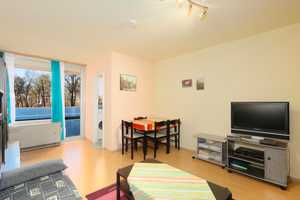  Helles 1-Zimmer-Apartment im Pharaohaus – München-Oberföhring – Fritz-Meyer-Weg 55, 81925 München – Vorschaubild 1