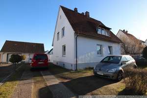 Gepflegtes Zweifamilienhaus in ruhiger Wohnsiedlung in Osnabrück-Atter – Die vollständige Adresse der Immobilie erhältst du vom Anbieter., 49076 Atter, Osnabrück – Vorschaubild 3