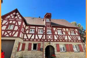 NEU 225.000 für historisches 150 qm Fachwerk STADTHAUS im Herzen von Altdorf unter Denkmalschutz